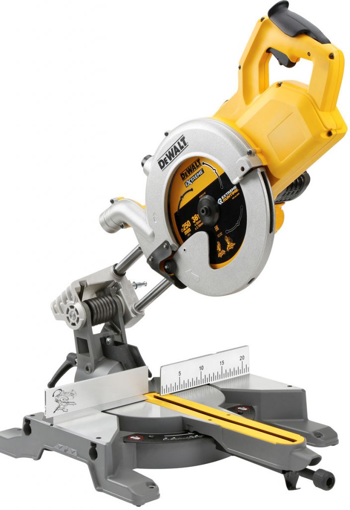 Aku pokosová pila 54 V XR FLEXVOLT DeWalt bez akumulátorů