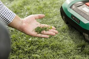 Robotická sekačka na trávu Bosch Indego 350 Connect, 06008B0100