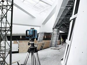 Rotační laser Bosch GRL 300 HV + přijímač, měřící lať Professional, 061599403Y