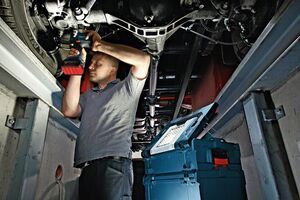 Aku svítilna Bosch GLI PortaLED 136 Professional - bez baterie, 0601446100