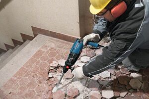 Vrtací kladivo SDS-Plus Bosch GBH 2-28 F Professional