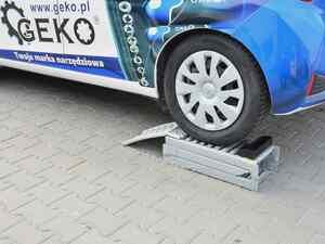 Rampy - sklopné rampy do 2200 kg 2 ks GEKO