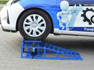 Nájezdová rampa s hydraulickým zvedákem 2t, 1ks GEKO