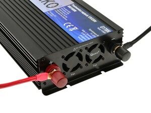 Měnič napětí 12V/230V, 800/1600W GEKO