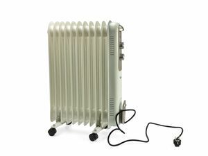 Olejový ohřívač s regulací a termostatem 11 žeber 2500W B14 GEKO