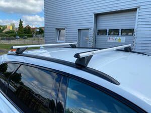 Příčný nosník se zámkem hliníkový ROOF RACK IN 1, 120cm, nosnost 90kg SIXTOL