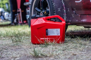 Kanystr plastový MECHANIC FUEL CANISTER RED 10L, červený SIXTOL