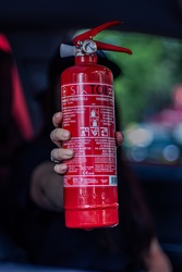 Práškový hasicí přístroj FIRE STOP 1 kg, ABC, celokovový, včetně kovového držáku SIXTOL