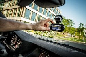 Palubní kamera TrueCam A4, CZ menu