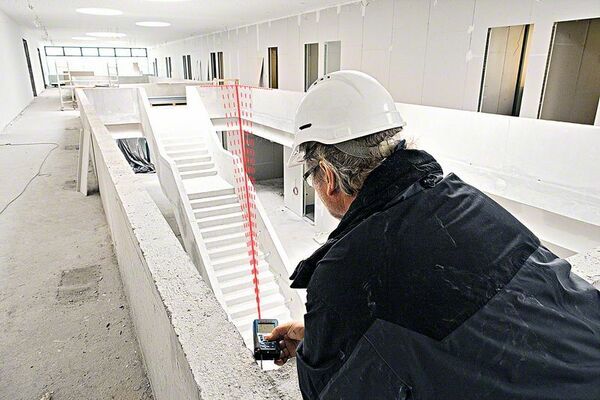 Laserový dálkoměr Bosch GLM 150 Professional - předváděcí kus
