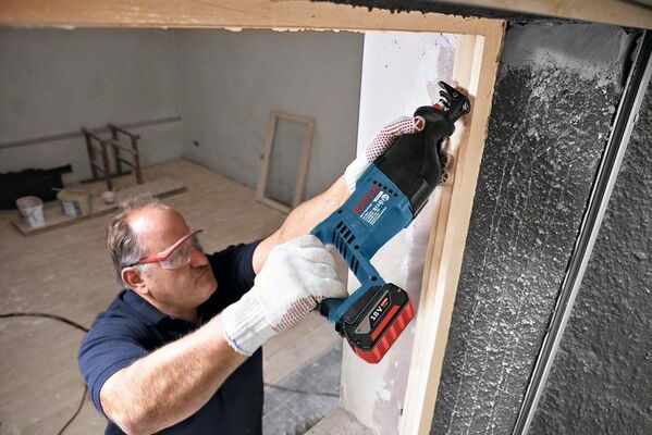 Aku pila ocaska Bosch GSA 18 V-LI Professional, 060164J00A
