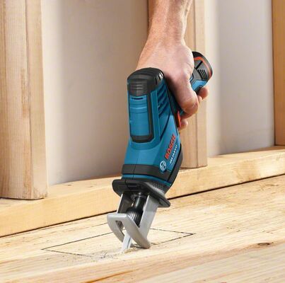 Pila ocaska Bosch GSA 10,8 V-LI Professional - bez baterie, 060164L902