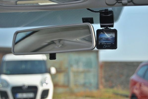 Kamera do auta CEL-TEC E12