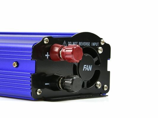 Sinusový měnič napětí 24V/230V 300/600W GEKO