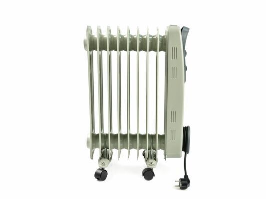 Olejový ohřívač s regulací a termostatem 7 žeber 1500W B57 GEKO