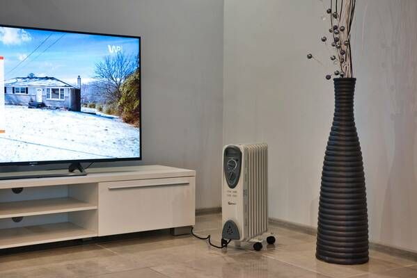 Olejový ohřívač s regulací a termostatem 7 žeber 1500W B57 GEKO