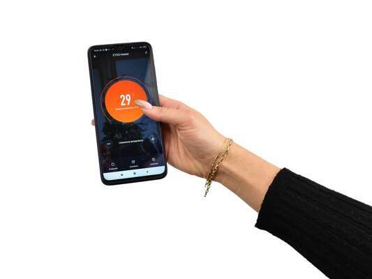 Infrazářič s dálkovým ovládáním a WiFi 960W GEKO