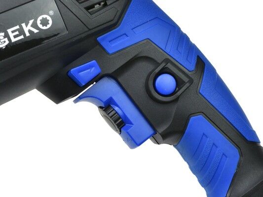 Příklepová vrtačka 13mm 810W GEKO X-Comfort