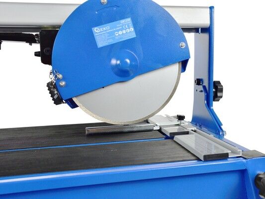 Stolní řezačka na dlaždice 1020mm (250mm kotouč), 1200W GEKO