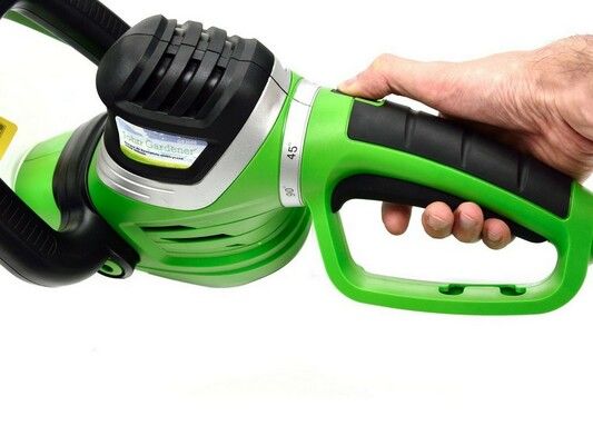 Nůžky na živé ploty, 600W, 550mm GEKO