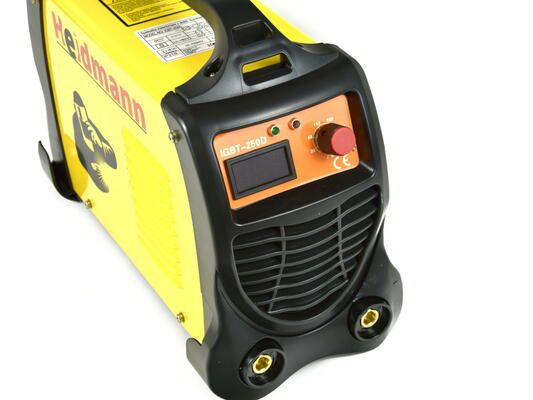 Invertorová svářečka elektr. 250A 3PCB GEKO