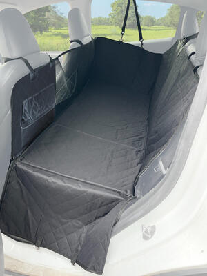 Ochranná deka do auta pod psa CAR BRUNO SIXTOL