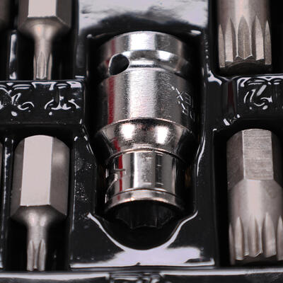 Sada torx bitů v kovovém pouzdře MECHANIC TORX SET 1, 40 ks SIXTOL