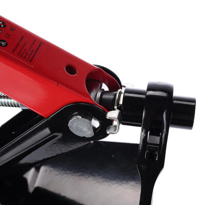 Nůžkový zvedák s ráčnou SX SCISSOR JACK HIGH LIFT 1,5T SIXTOL