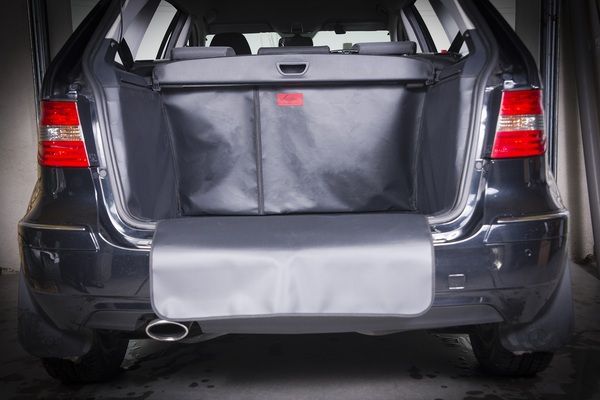 Vana do kufru Volvo V40, od r. 1998-2004, BOOT- PROFI CODURA SIXTOL