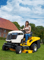 CC 1019 HN - TRAVNÍ TRAKTOR SE ZADNÍM VÝHOZEM